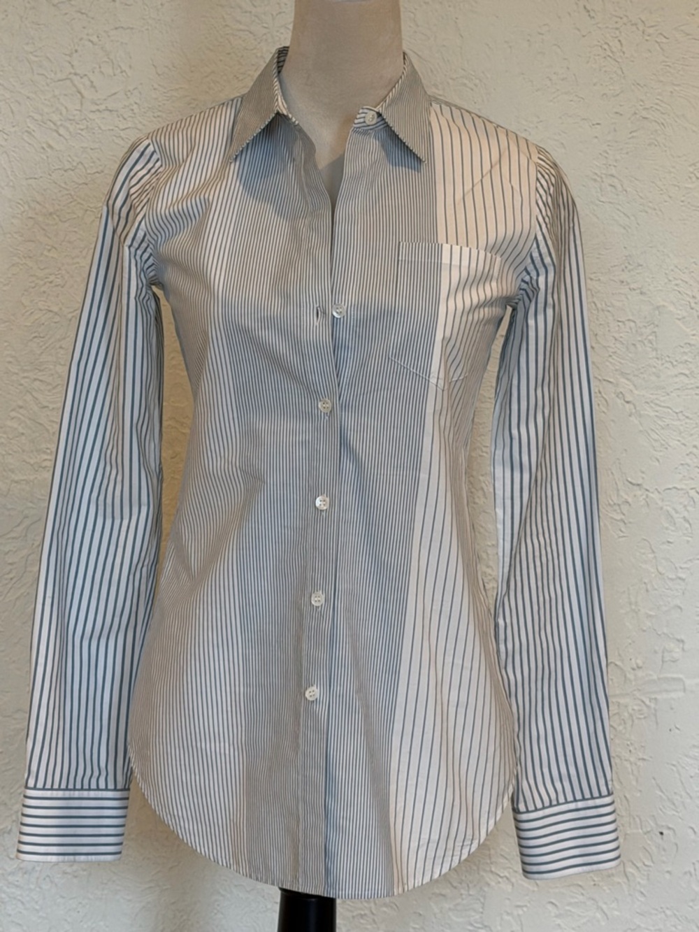 Theory Blue & White Vertical-Striped Button Front Shirt Size X-small